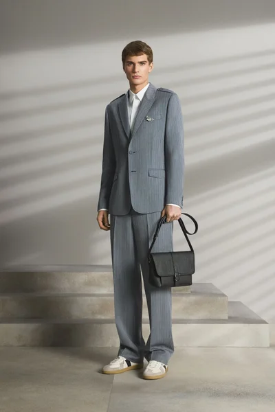 Look 35